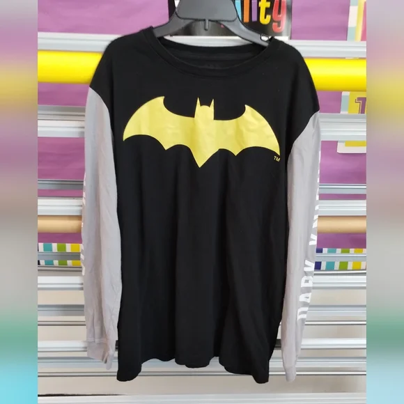 DC Comics The Dark Knight Batman  Long Sleeve Shirt  (Fading on Size Tag) - Picture 3 of 16